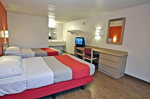 Motel 6 Kalamazoo