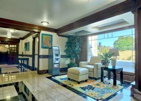 Clarion Hotel