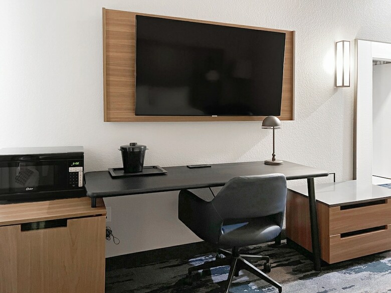Hotel Fairfield Inn & Suites By Marriott Rogers
