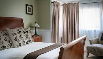 Bed & Breakfast Craftsman Inn