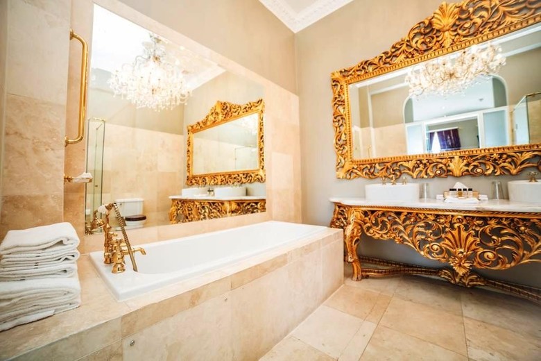 The Dawson Hotel & Spa