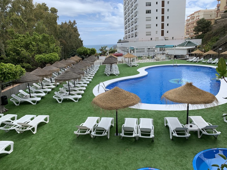 Aparthotel First Flatotel International