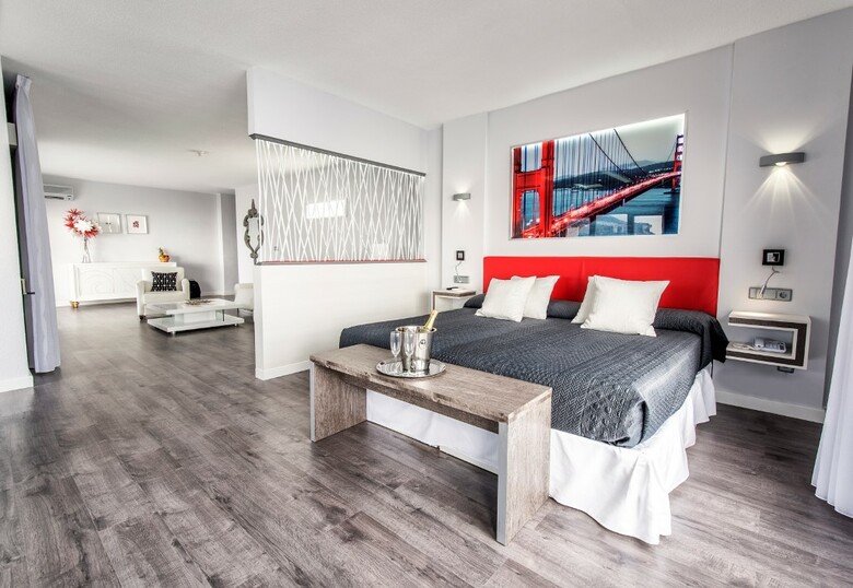 Aparthotel First Flatotel International