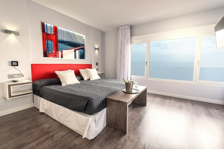 Aparthotel First Flatotel International