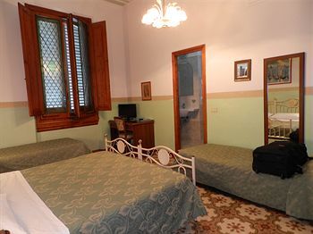 Hotel Desir�e
