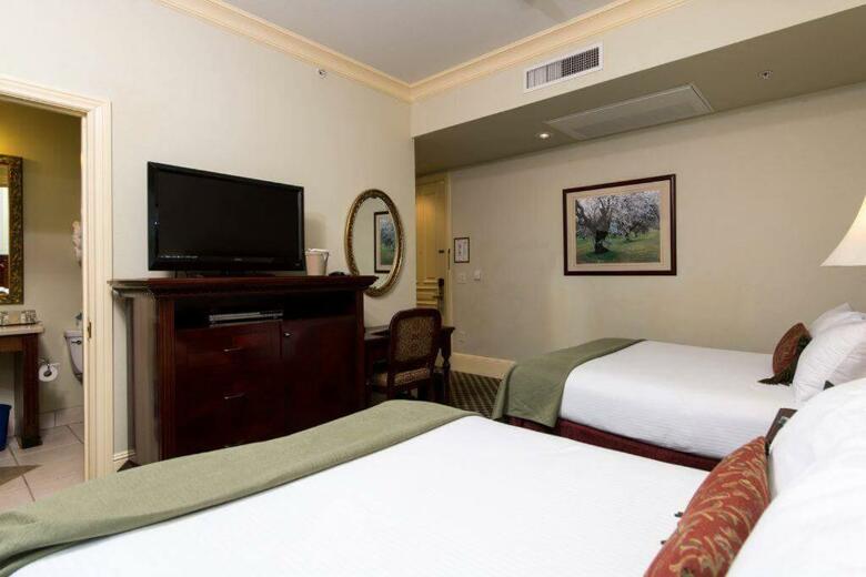 Diamond Hotel