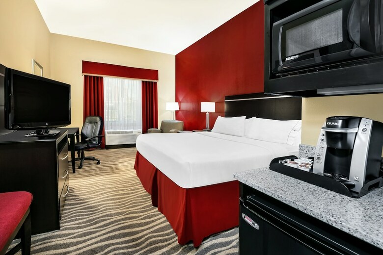 Holiday Inn Express Hotels Cotulla