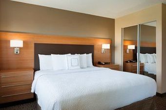 Hotel Towneplace Suites By Marriott Chicago Naperville
