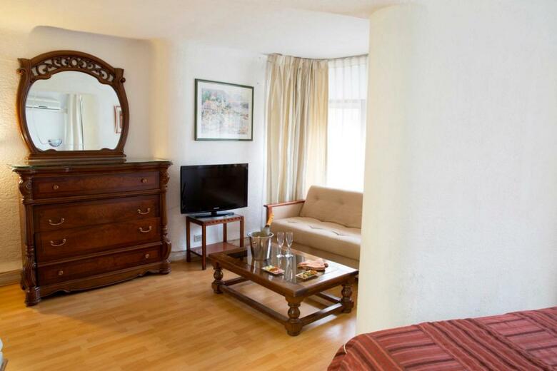 Hotel Montecarlo Santiago