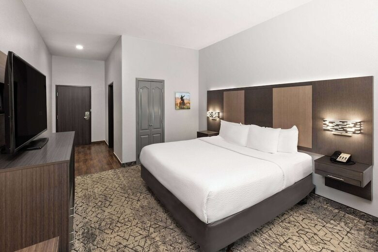 Hotel La Quinta Inn & Suites Mcalester