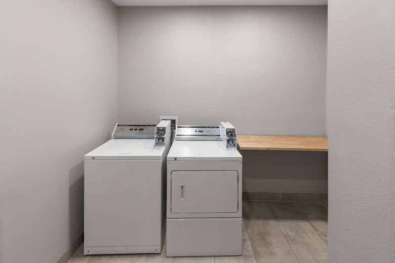 Hotel La Quinta Inn & Suites Mcalester