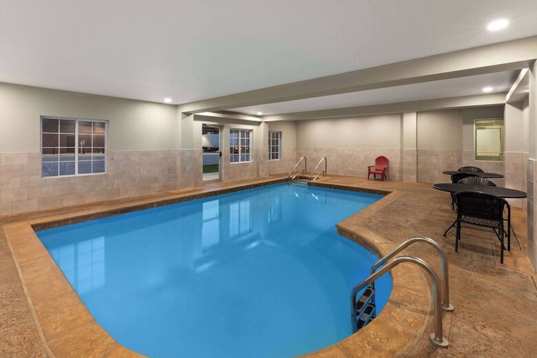 Hotel La Quinta Inn & Suites Mcalester