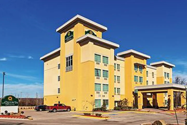 Hotel La Quinta Inn & Suites Mcalester