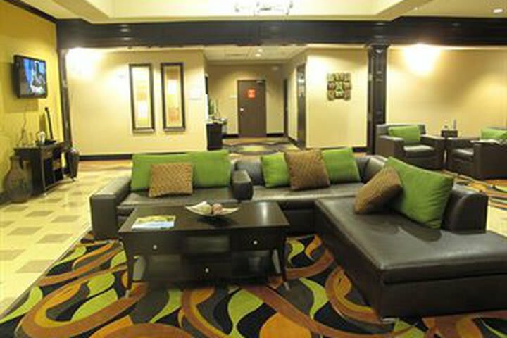 Hotel La Quinta Inn & Suites Mcalester