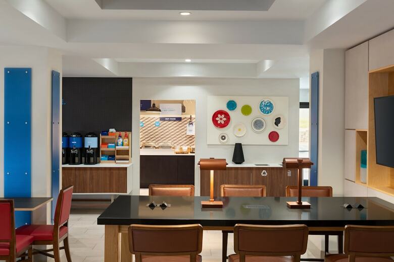 Holiday Inn Express Hotel & Suites Mcalester