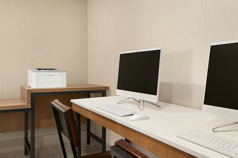 Holiday Inn Express Hotel & Suites Mcalester