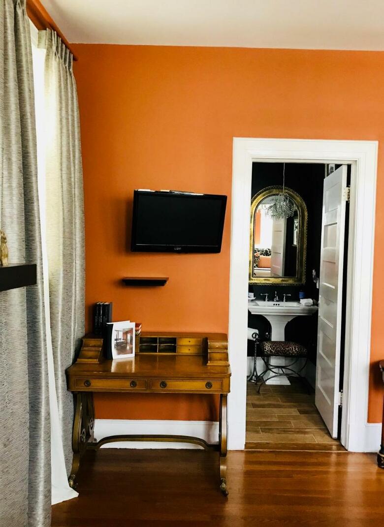 Bed & Breakfast Clevedale Historic Inn And Gardens