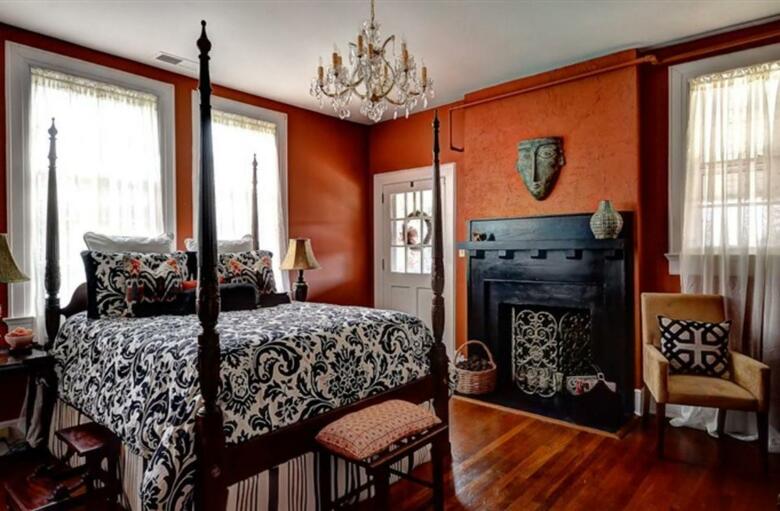 Bed & Breakfast Clevedale Historic Inn And Gardens
