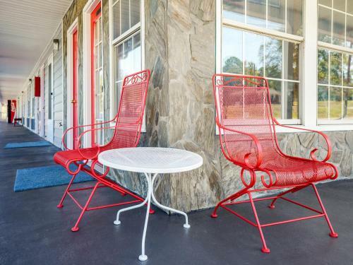 Smith Motel