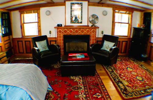 The Covington Inn Bed & Breakfast