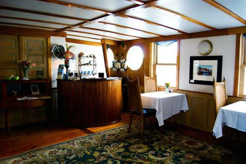 The Covington Inn Bed & Breakfast