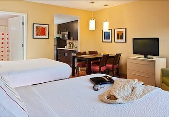 Hotel Towneplace Suites By Marriott Beaumont Port Arthur