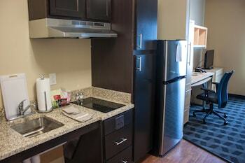 Hotel Towneplace Suites By Marriott Beaumont Port Arthur