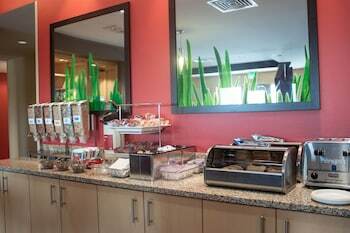 Hotel Towneplace Suites By Marriott Beaumont Port Arthur