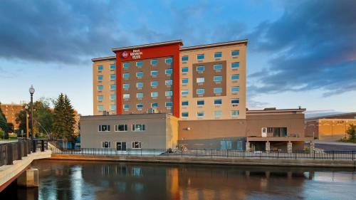 Hotel The Landmark Inn