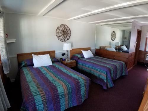Bay Top Motel