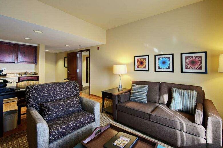 Hotel Homewood Suites- Lancaster- California