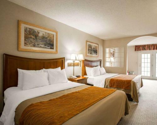 Hotel Comfort Inn On The River - Cherokee