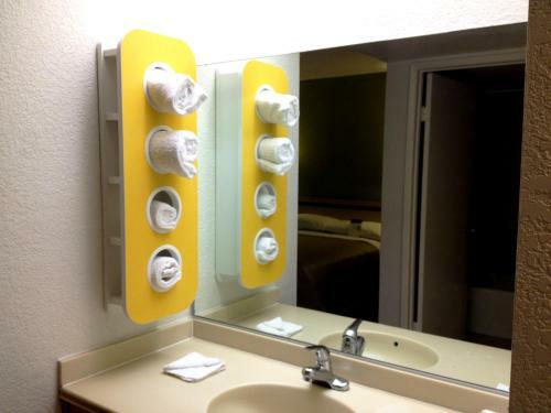 Motel 6 Hemet