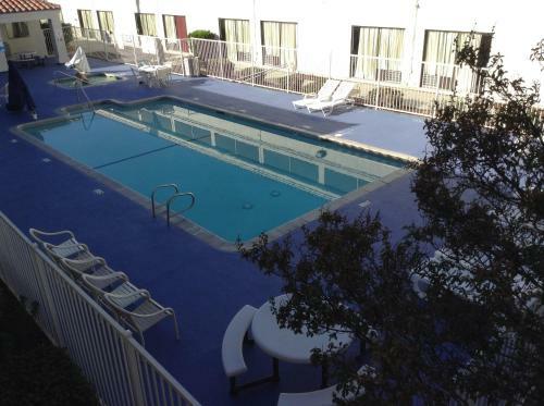 Motel 6 Hemet