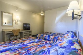 Motel 6 Needles