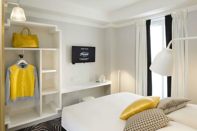 Hotel Ambassade