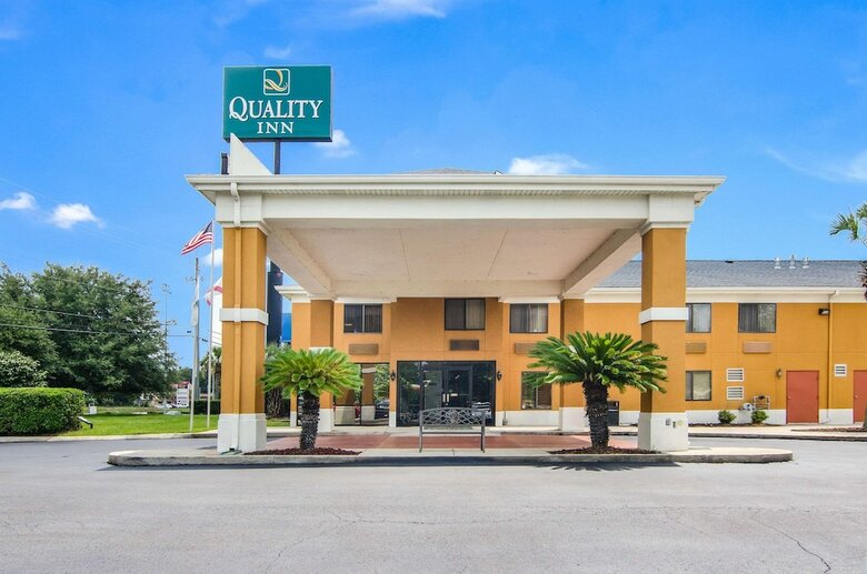 Hotel Quality Inn Saraland