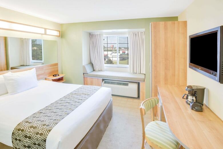 Hotel Microtel Inn & Suites By Wyndham Saraland