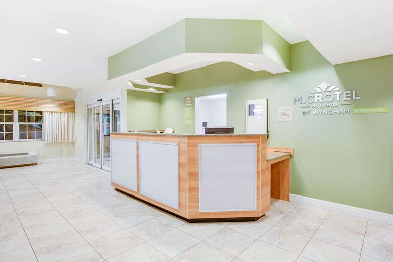 Hotel Microtel Inn & Suites By Wyndham Saraland