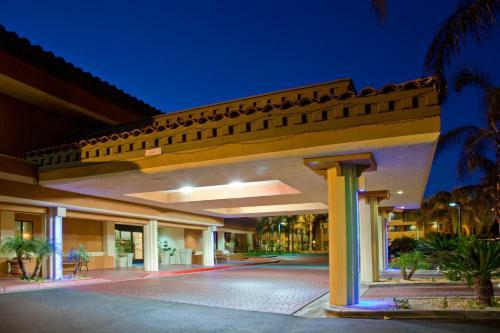 Hotel Holiday Inn Express Moreno Valley - Lake Perris