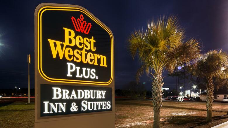 Hotel Best Western Plus Bradbury Inn And Suites