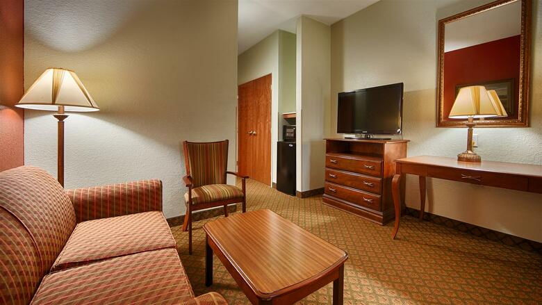 Hotel Best Western Plus Bradbury Inn And Suites