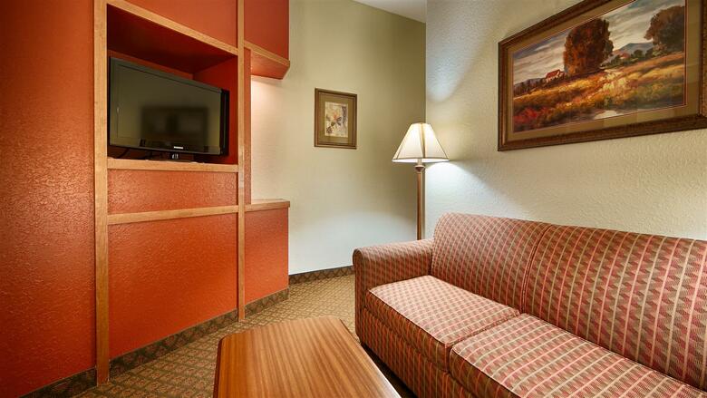 Hotel Best Western Plus Bradbury Inn And Suites