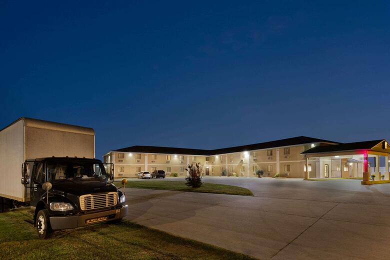 Hotel Super 8 - Sikeston