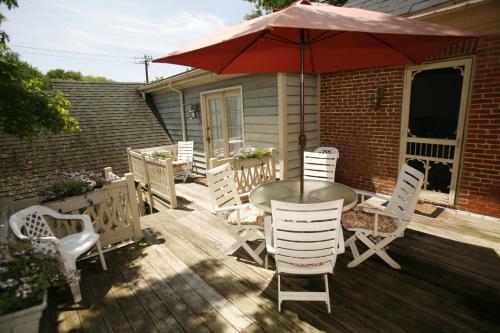 Parsonage Inn Bed And Breakfast