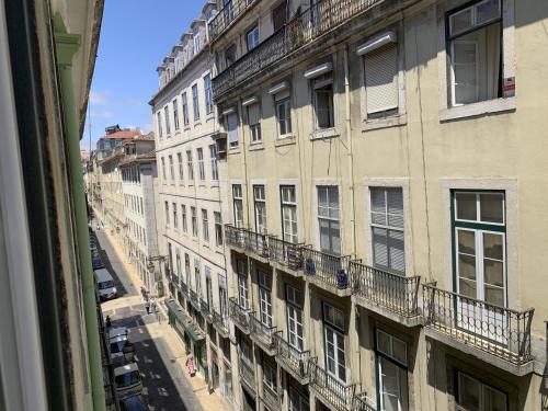 Apartamento Cr - Correeiros