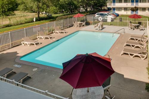 Motel 6 Kansas City Southwest - Lenexa