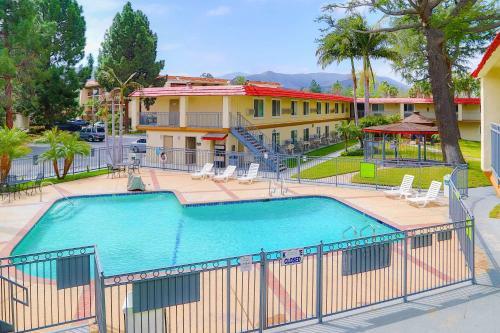 Hotel Quality Inn & Suites Thousand Oaks - Us101