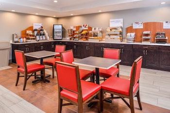 Holiday Inn Express Hotel & Suites Lacey