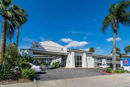 Motel 6 Redlands